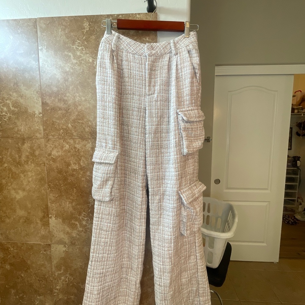 Women's Cream Cargo Pants